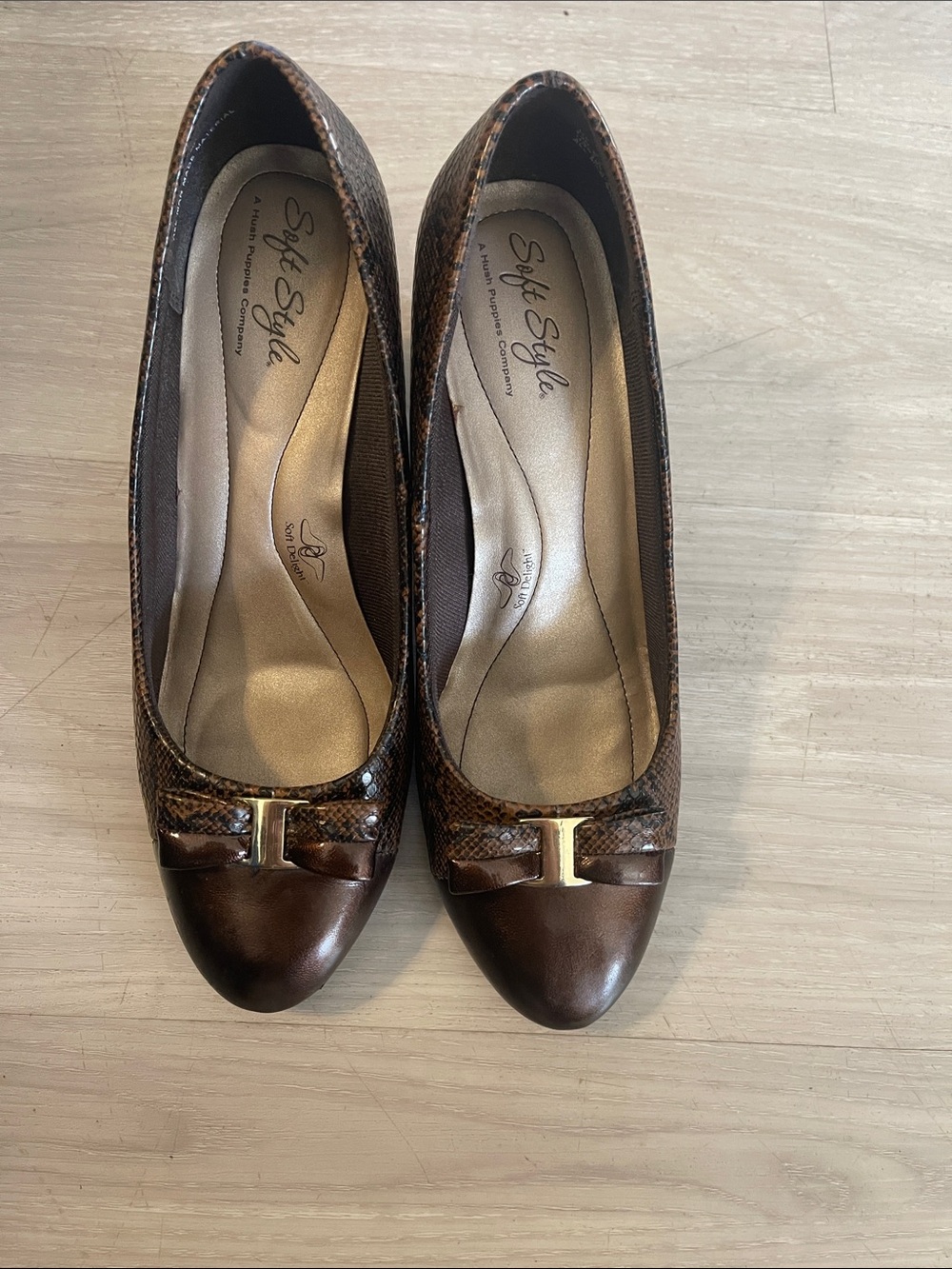 Soft Style by Hush Puppies Brown Womens Leather Ballet Flats